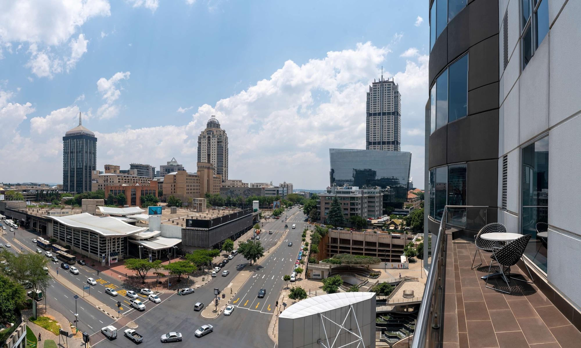 Radisson Blu Gautrain Hotel, Sandton Johannesburg Exterior photo
